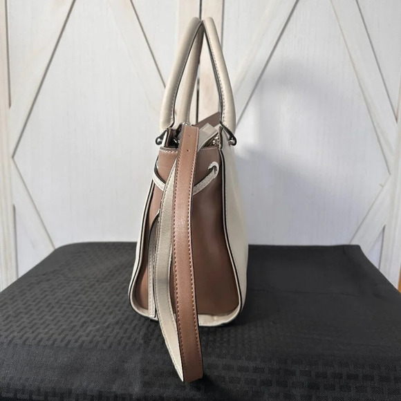 Guess Color Block Satchel - Picture 4 of 7